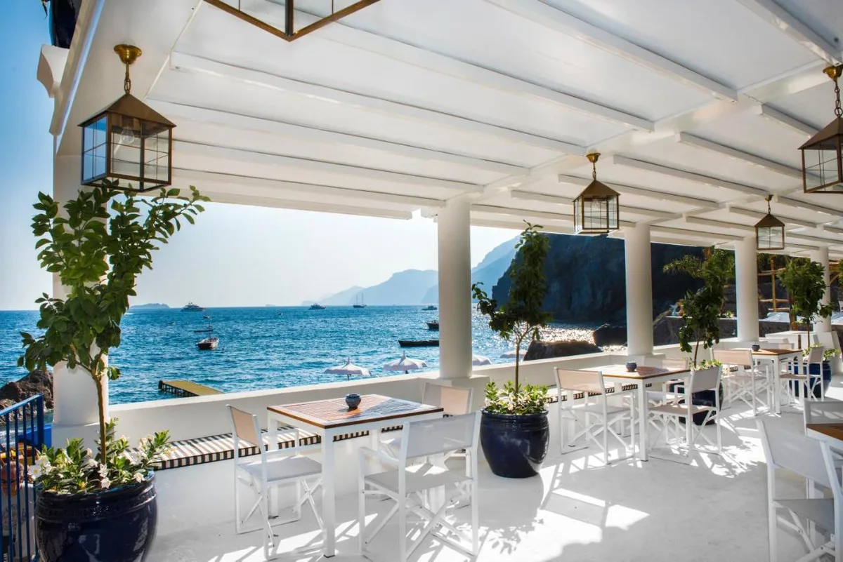 Quiet beach service at Laurito Beach Club, Laurito Beach, Positano