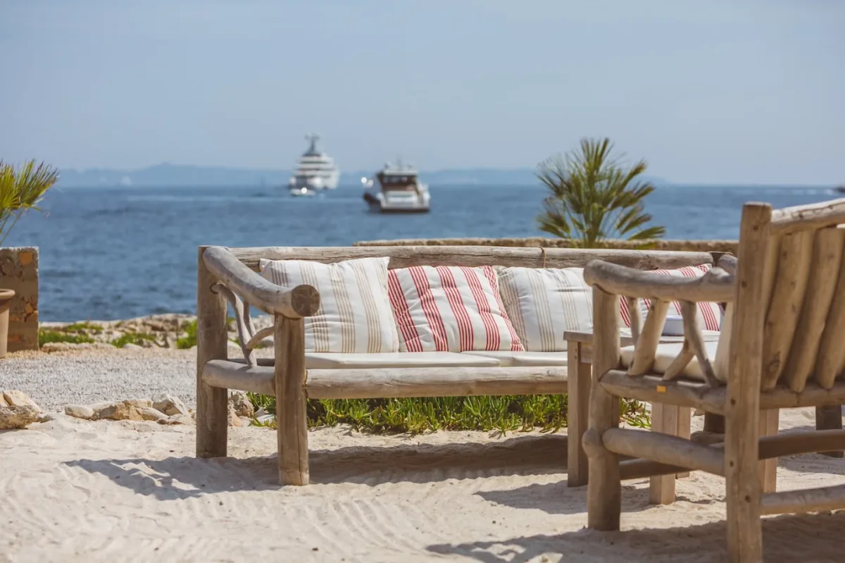 Boho-luxe island beach and clear water at La Guérite, Île Sainte-Marguerite