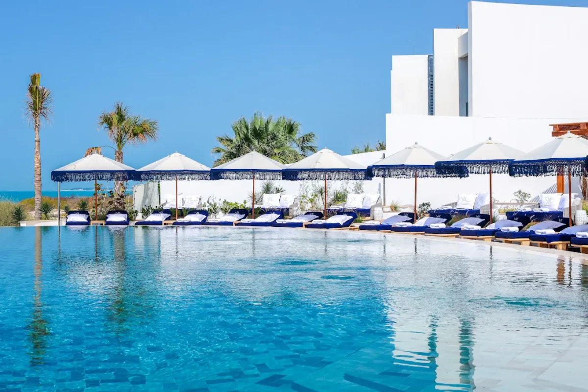 Infinity pool and Mediterranean dining at SAL, Jumeirah at Saadiyat Island Resort